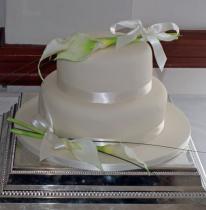 Lily Wedding Cake (056)