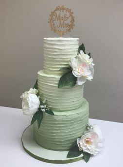 Ombr Buttercream Wedding Cake (9267)