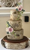Wood slices & Roses Wedding Cake (9238)