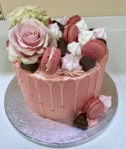 Roses, Meringues & Macarons Drip Cake (9125)