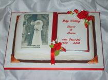 Anniversary & Engagement Cakes