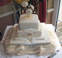 Golden Wedding 2 Tier (381)