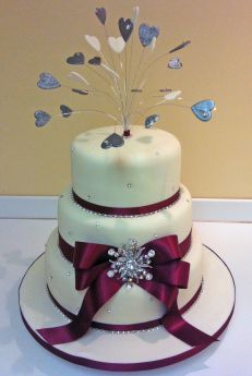 Ribbons & Hearts Wedding Cake (7261)