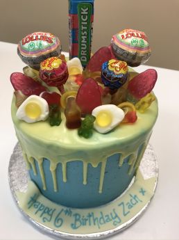 Colourful Drip Cake (9111)