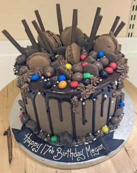 Chocolate Drip Cake (8962)