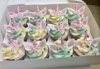 12 Unicorn Themed Cup Cakes (9143)