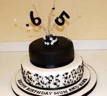 Black and White Two Tier (226)