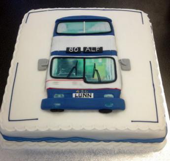 Bus Cake (232)