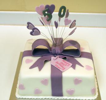 Purple Parcel Cake (328)